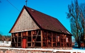 drewniany kościół w Herburtowie (1)