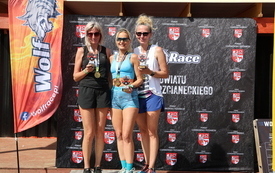 podium i koronacja medalami